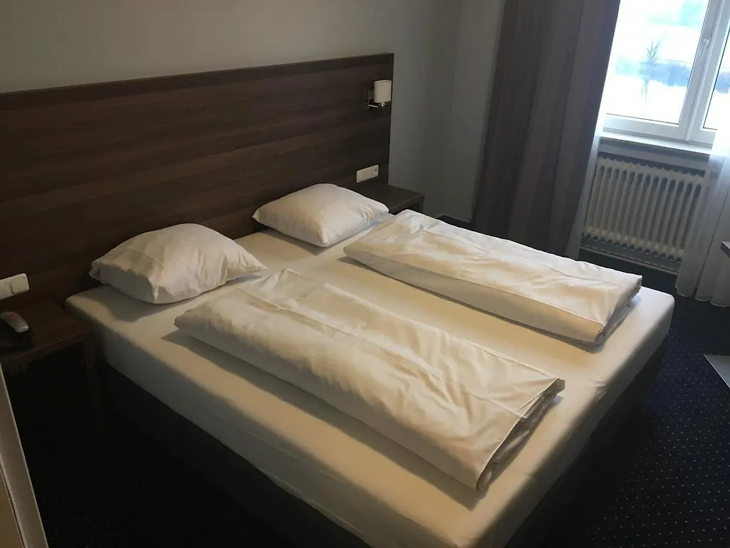 Tagungshotel Hoechster Hof Φραγκφούρτη 3*,